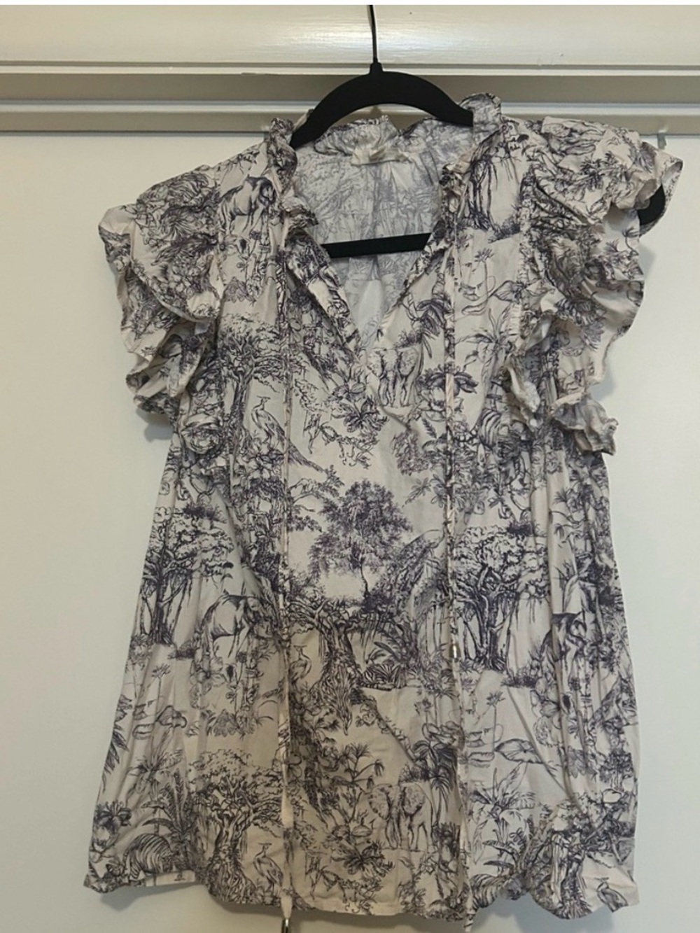 entro Cream and Navy Toile Ruffle V-Neck Blouse